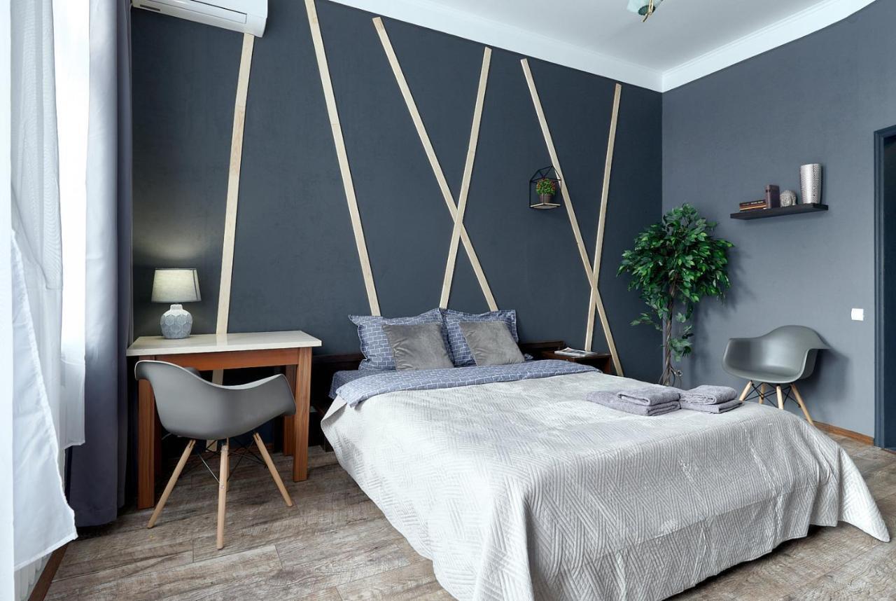 B13-14 New Lovely Loft In The Center City - Three Separate 3Bedrooms - For Large Group - Balcony With View On Gulliver Mall - Palace Of Sports - 1 Min To Khreschatyk - Baseina Street, 13 Kiev Dış mekan fotoğraf